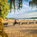 Prosportowek - - Dom Blizniak Nad Jeziorem Z Duzym Ogrodem Powidz (Slupca)
