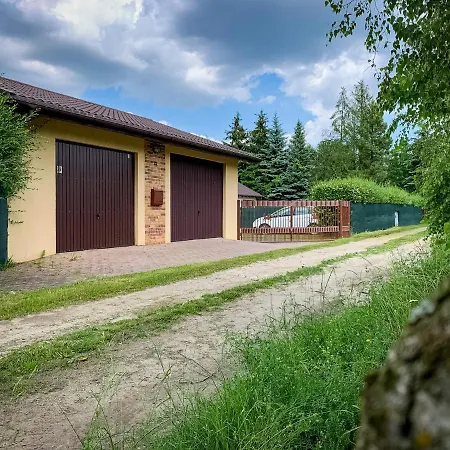 Casa de Férias Prosportówek - - Dom Bliźniak Nad Jeziorem Z Dużym Ogrodem Powidz (Slupca)