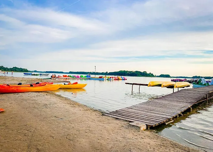 Prosportowek - - Dom Blizniak Nad Jeziorem Z Duzym Ogrodem Hébergement de vacances Powidz (Slupca)