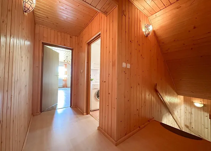 Prosportowek - - Dom Blizniak Nad Jeziorem Z Duzym Ogrodem Hébergement de vacances Powidz (Slupca)