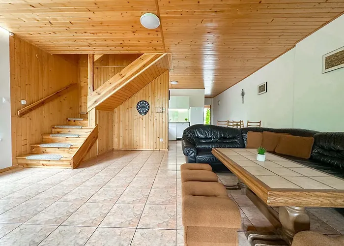 Prosportowek - - Dom Blizniak Nad Jeziorem Z Duzym Ogrodem Hébergement de vacances Powidz (Slupca)