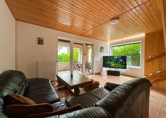 Prosportowek - - Dom Blizniak Nad Jeziorem Z Duzym Ogrodem Powidz (Slupca)