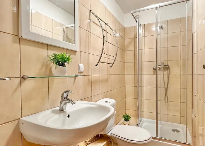 Hébergement de vacances Prosportowek - - Dom Blizniak Nad Jeziorem Z Duzym Ogrodem