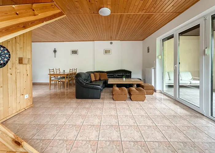 Hébergement de vacances Prosportowek - - Dom Blizniak Nad Jeziorem Z Duzym Ogrodem Powidz (Slupca)